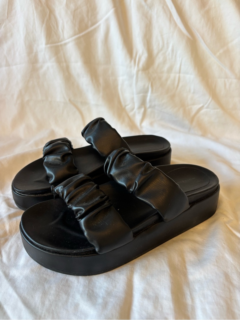14th & Union Black Double-Strap Platform Slide Sandals